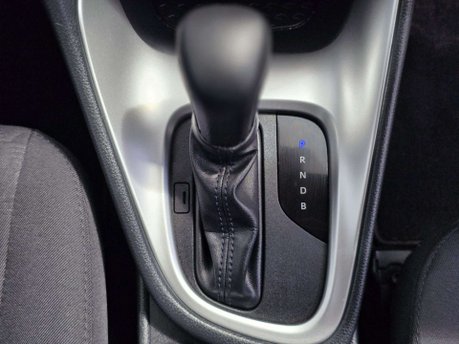 Toyota Yaris 1.5 VVT-h Icon Hatchback 5dr Petrol Hybrid E-CVT Euro 6 (s/s) (116 ps) 12