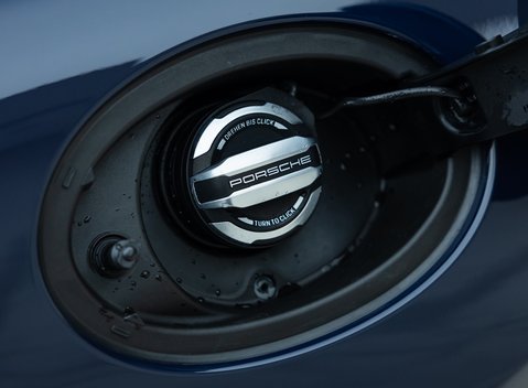 Porsche 911 GT3 TOURING (992) 29