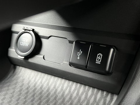 Suzuki e Vitara 49kWh Motion Auto 5dr 20