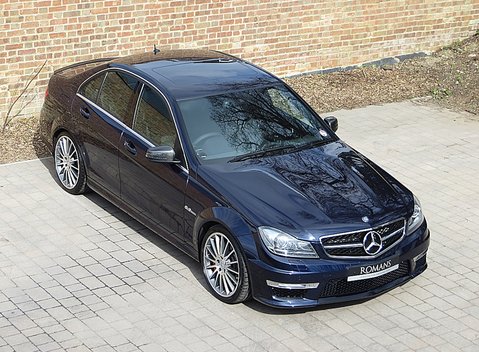 Mercedes-Benz C Class AMG 4