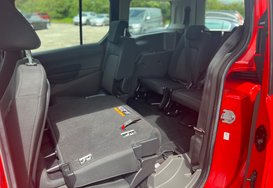 Ford Grand Tourneo Connect ZETEC 1.5 TDCI 7 SEATS 32