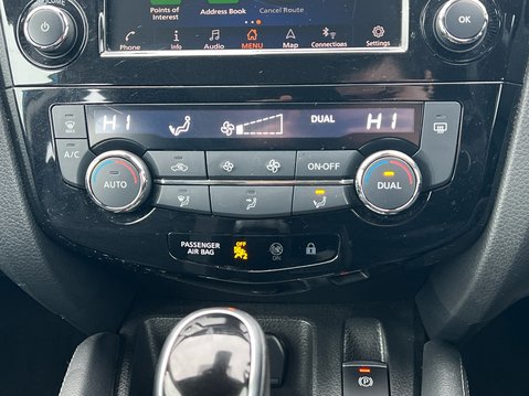 Nissan Qashqai DIG-T ACENTA PREMIUM DCT 25