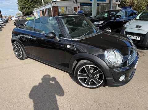 Mini Convertible 2.0 Cooper D Auto Euro 5 2dr 6