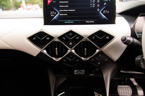 DS DS 3 E-TENSE ULTRA PRESTIGE 38