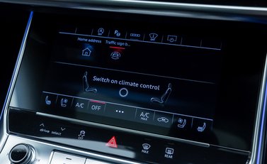 Audi RS6 AVANT PERFORMANCE CARBON VORSPRUNG 26