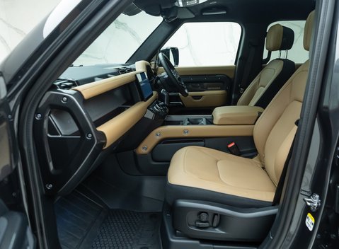 Land Rover Defender 110 X D350 19