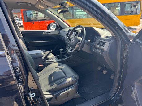 SsangYong Musso 2.2D Rebel 4WD Euro 6 4dr 8
