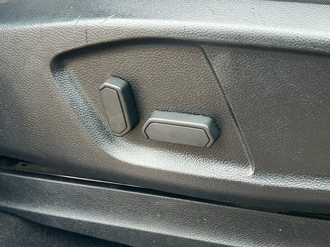 Ford Ranger WILDTRAK ECOBLUE 38