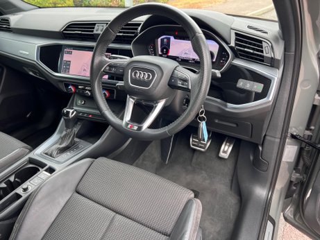 Audi Q3 2.0 TFSI 40 S line S Tronic quattro Euro 6 (s/s) 5dr 20