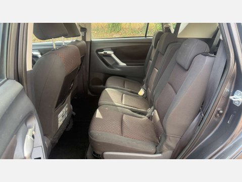 Toyota Verso 2.0 Verso TR D-4D 5dr 9