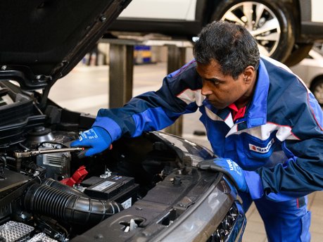 MOT vs Service. What’s the Difference and Do You Need Both?