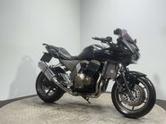 Kawasaki Z ZR750 2005 ONLY 20K NEW MOT SERVICED COMMUTER BIKE 750CC 2