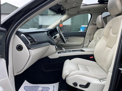 Volvo XC90 2.0 B5 MHEV Inscription Pro Auto 4WD Euro 6 (s/s) 5dr 9