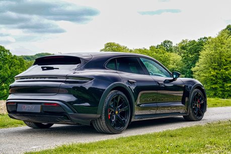 Porsche Taycan 4S CROSS TURISMO