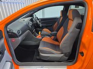 Ford Focus 2.5 SIV ST-2 Hatchback 3dr Petrol Manual (224 g/km, 221 bhp) 24