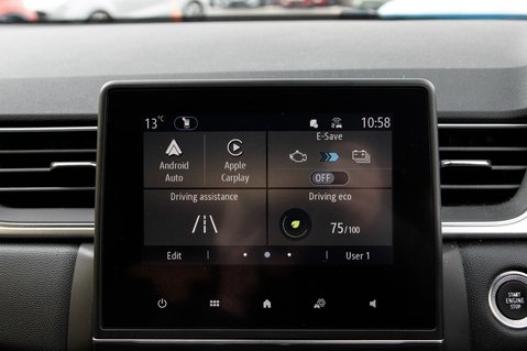 Renault Captur TECHNO E-TECH 22