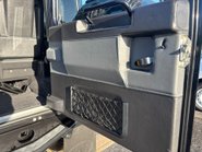 Land Rover Defender 90 TD Autobiography Station Wagon - 1/100 Made - LR Service History 32