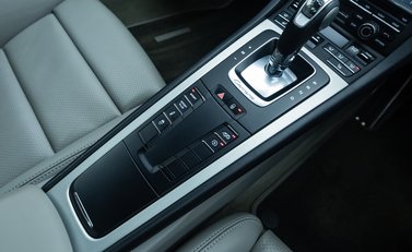 Porsche 911 Carrera 4S '5M Porsche Fans' (991) 22