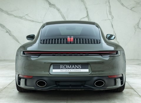 Porsche 911 Carrera 4S (992) 5