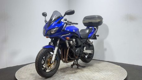 Yamaha FZS 2003 HIGH MILES RUNNING PROJECT BIKE SPARES OR REPAIR 600CC 5