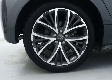 Toyota Yaris 1.5 VVT-h Excel Hatchback 5dr Petrol Hybrid E-CVT Euro 6 (s/s) (116 ps) 14