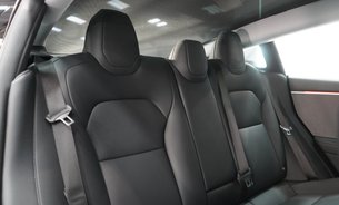 Tesla Model 3 RWD "Highland" c300 Mile Range Vented Seats GROK AI Assistant 1 Owner VAT Q 18