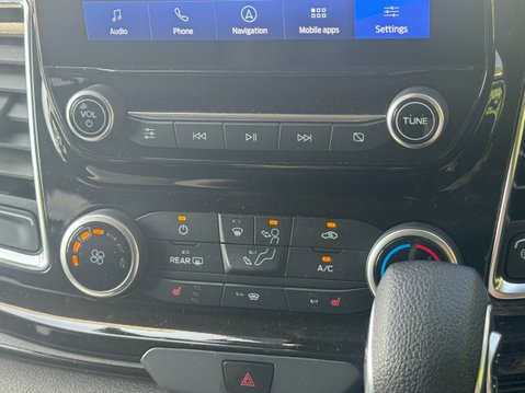 Ford Tourneo Custom Tourneo Custom 320 Sport Ecoblue Auto 25
