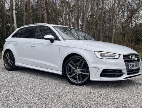 Audi S3 2.0 S3 Sportback Quattro 4WD 5dr 1
