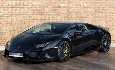 Lamborghini Huracan LP640-4 EVO 6