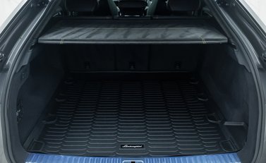 Lamborghini Urus S 39