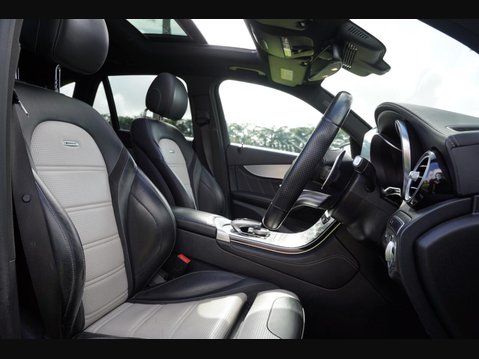 Mercedes-Benz GLC 4.0 GLC63 V8 BiTurbo AMG (Premium) SpdS MCT 4MATIC+ Euro 6 (s/s) 5dr 20