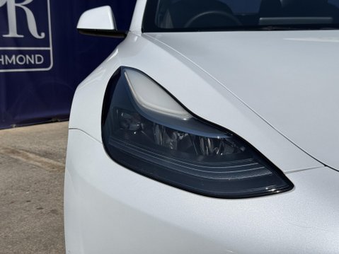 Tesla Model 3 (Dual Motor) Performance Saloon 4dr Electric Auto 4WDE (Performance Upgrade 11
