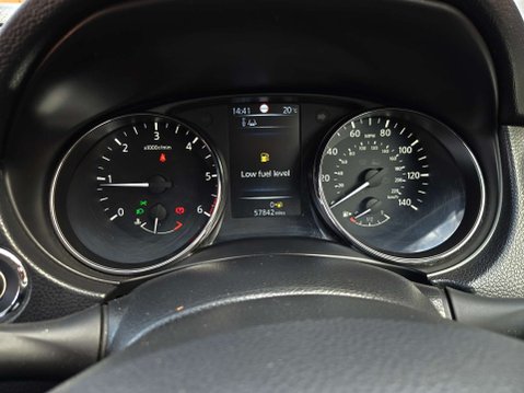 Nissan Qashqai 1.5 Qashqai N-Tec dCi 5dr 33