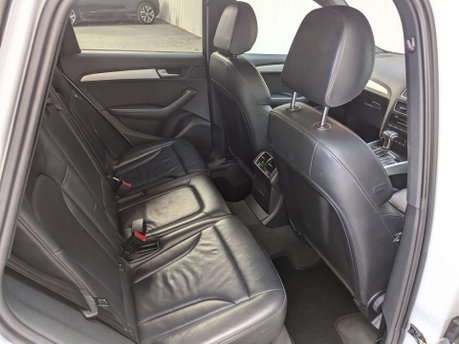 Audi Q5 2.0 Q5 S Line+ TDI Quattro Auto 4WD 5dr 59