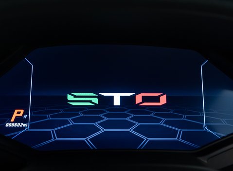 Lamborghini Huracan STO 24