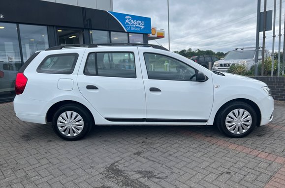 Dacia Logan ESSENTIAL 1.0 TCE ESTATE 6