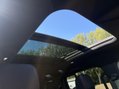 Land Rover Defender 3.0 D300 MHEV X-Dynamic SE Auto 4WD Euro 6 (s/s) 5dr 27