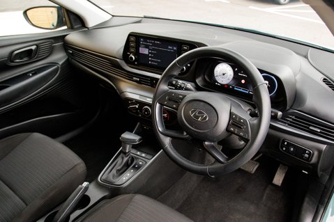 Hyundai i20 T-GDI SE CONNECT MHEV 4