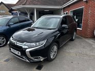 Mitsubishi Outlander 2.4h TwinMotor 13.8kWh 4h CVT 4WD Euro 6 (s/s) 5dr 1
