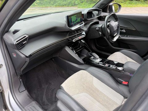 Peugeot 2008 2008 GT Premium EV 5dr 11