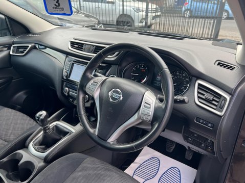 Nissan Qashqai 1.2 DIG-T Acenta Premium 2WD Euro 5 (s/s) 5dr 18