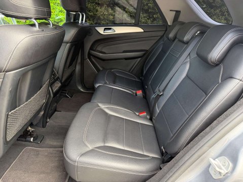 Mercedes-Benz M Class 2.1 ML250 Special Edition Bluetec Auto 4WD 5dr 26
