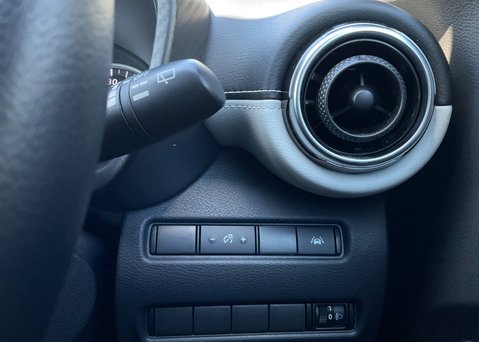 Nissan Juke PREMIERE EDITION 24