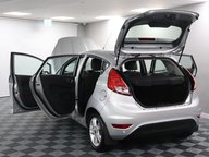 Ford Fiesta ZETEC 21