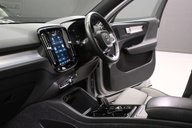 Volvo XC40 2.0 XC40 + B4 MHEV AWD Auto 5dr 15
