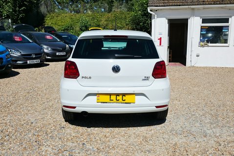 Volkswagen Polo MATCH TSI.. 11 MAIN DEALER SERVICES.. 1 PREVIOUS KEEPER.. £20 ROAD TAX..A/C 8