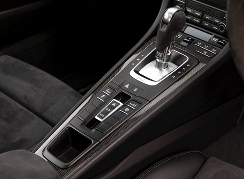 Porsche 911 Turbo S (991.2) 21