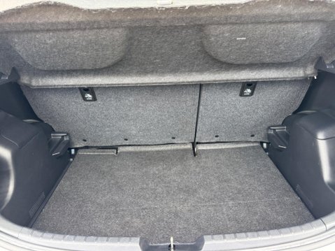 Toyota Yaris 1.5 VVT-i Icon Tech Euro 6 5dr 35