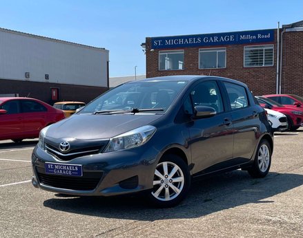 Toyota Yaris 1.0 Yaris TR VVT-i 5dr 1