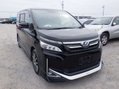 Toyota Voxy Hybrid 2